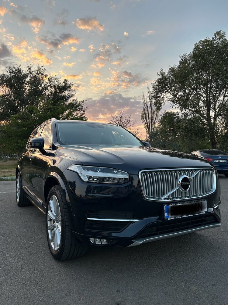 Volvo XC90 –7 scaune