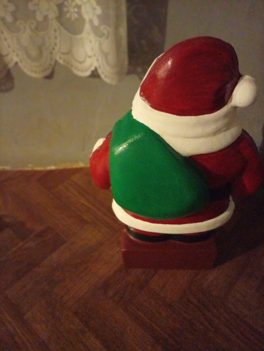 Moș Crăciun din marmură 300 lei