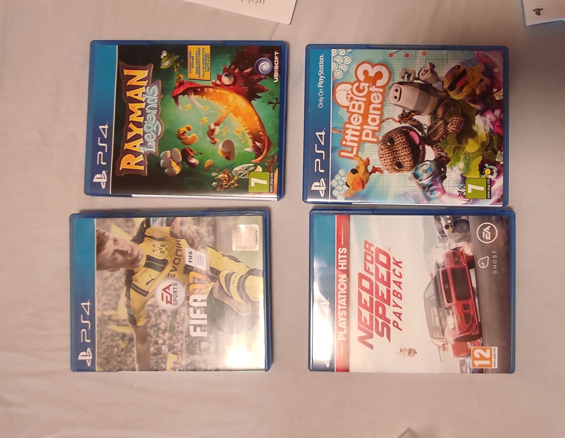 PlayStation 4 - 500GB