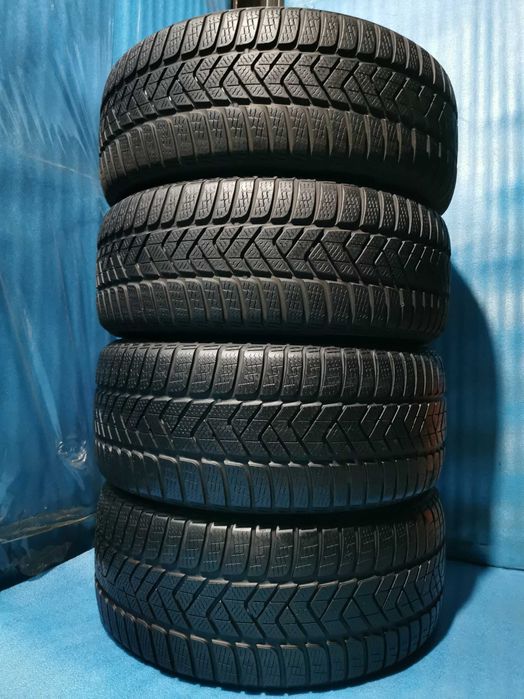 225/40/19 - 255/35/19 pirelli m+s 4 buc