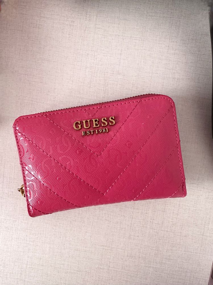 Оригинален портфейл Guess