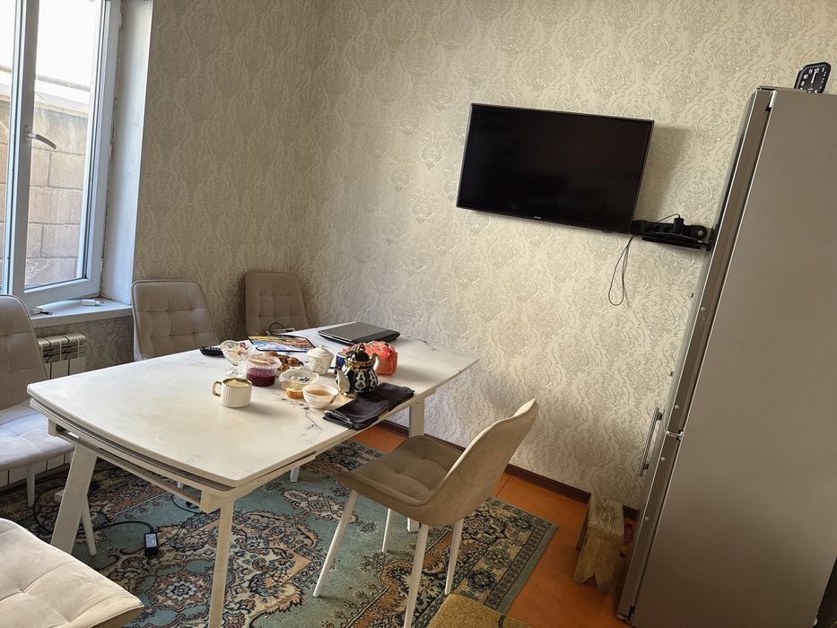 Үй сатылады центрде