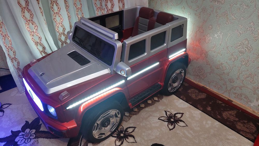 Bolalar uchun yaxshi moshina sotaman.