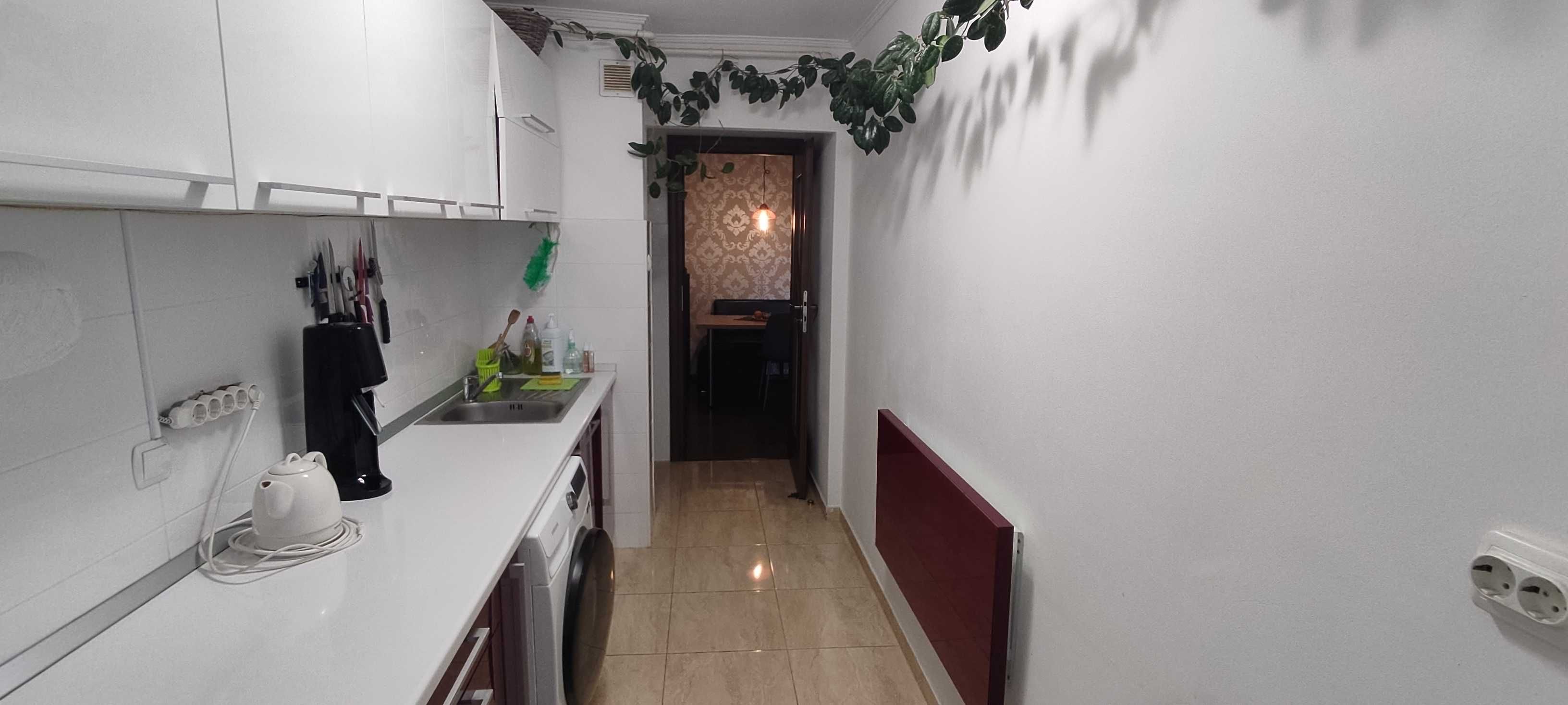 Vânzare apartament 3 camere, Mănăstur, strada Vidraru