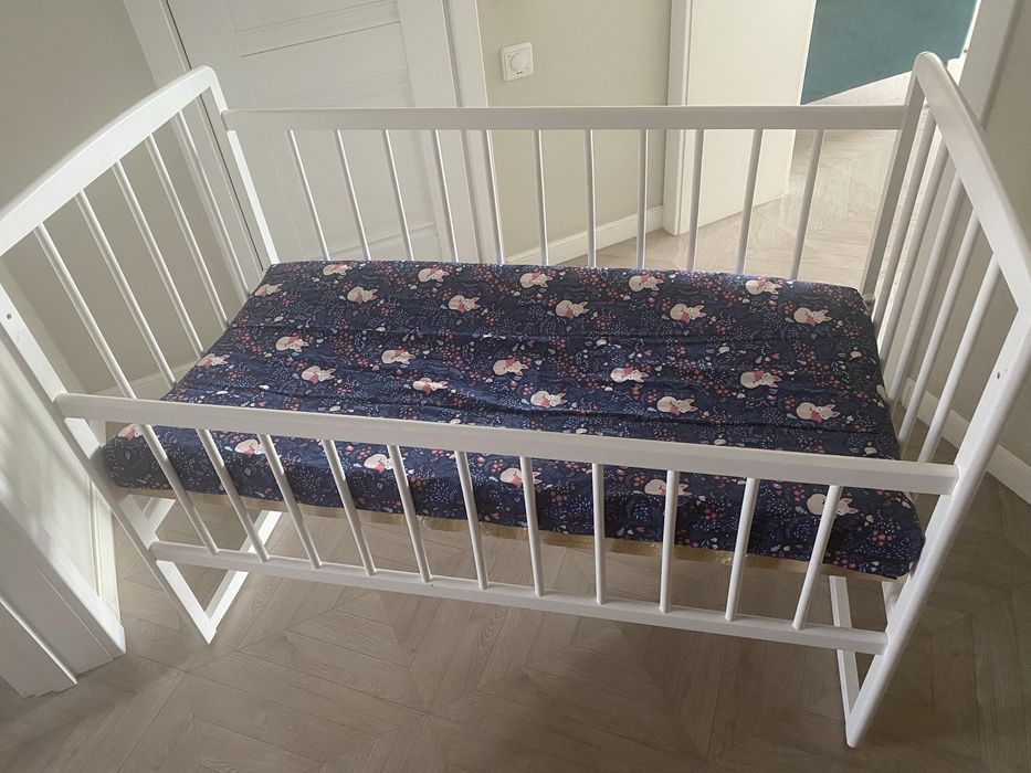 Продам детскую кроватку
