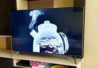 Большой телевизор 4К Samsung 2023года