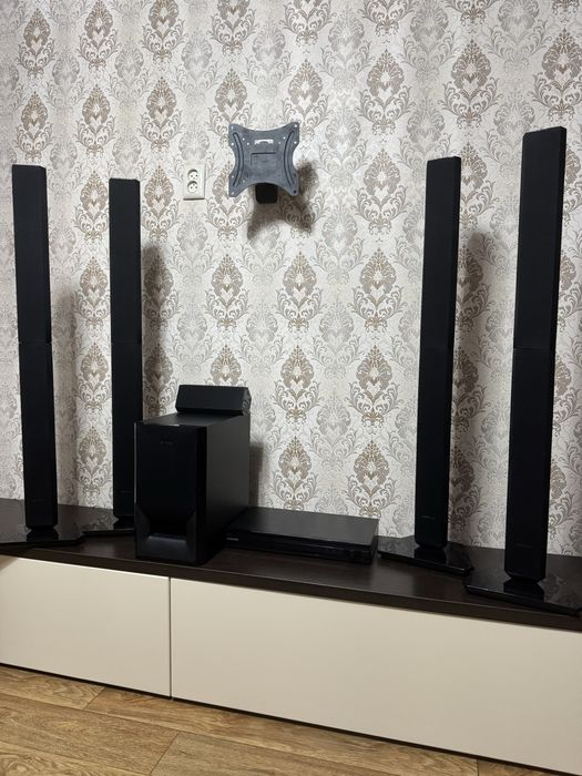 Домашний кинотеатр