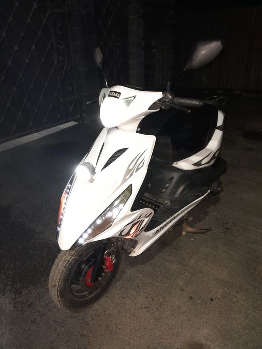 Скутер мопед 2021г.в. Белый Ангел за 175 тысяч.