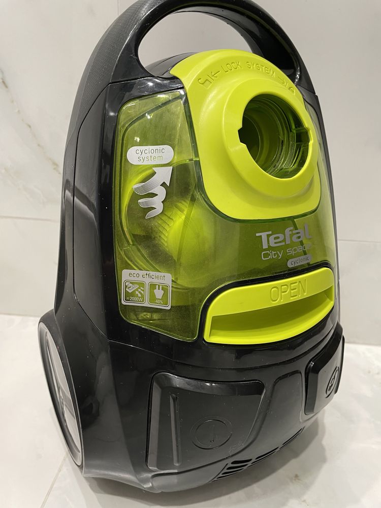 Прлдам пылесос tefal