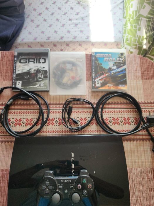 Продавам ps 3 с волан към него
