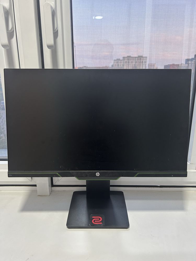 Монитор HP 144 гг
