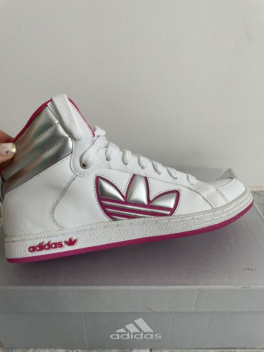 Adidas Оригинални Дамски кецове