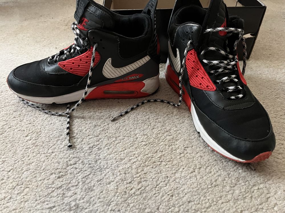 Маратонки Nike air max номер 40