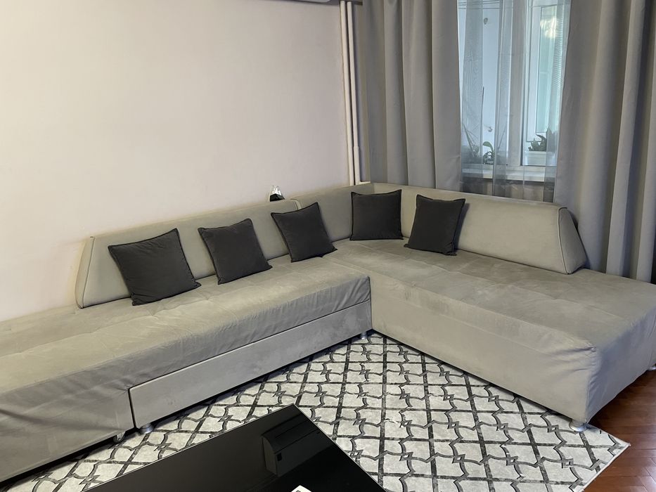 Диван десен ъгъл