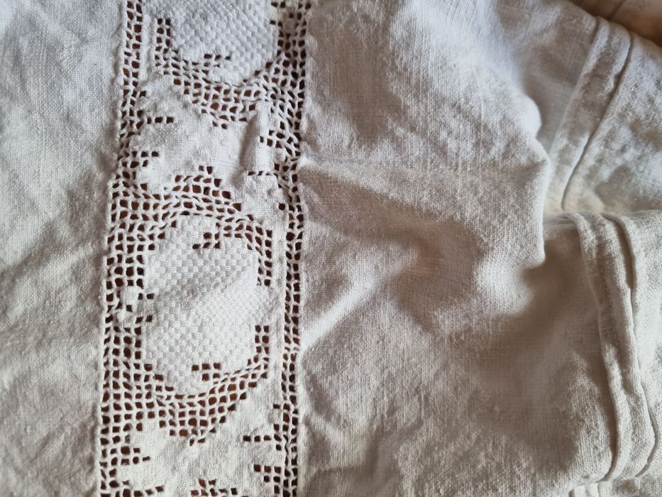 Poale costum.popular ,autentice și vechi .