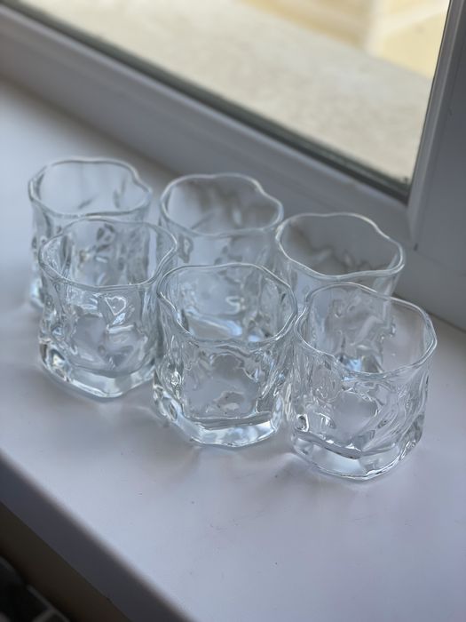 Новые стеклянные бокалы