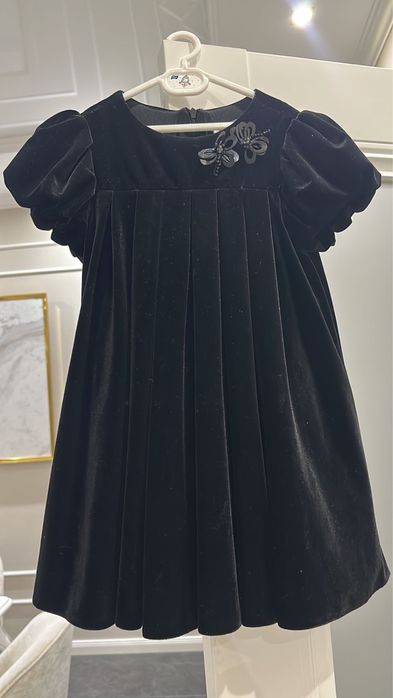 Продаем детские платья, в хорошем состояние