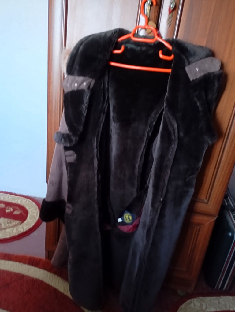 Haina de blană..