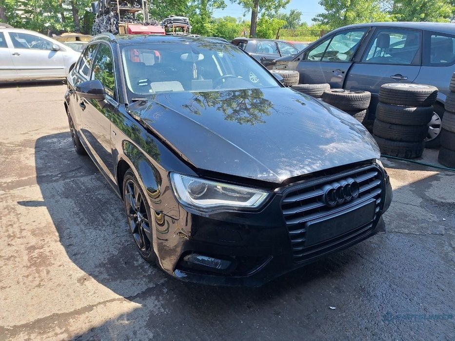 Dezmembrez AUDI A3 Sportback 8VA, 8VF 2013 1.6 TDI CLHA 77KW|105HP