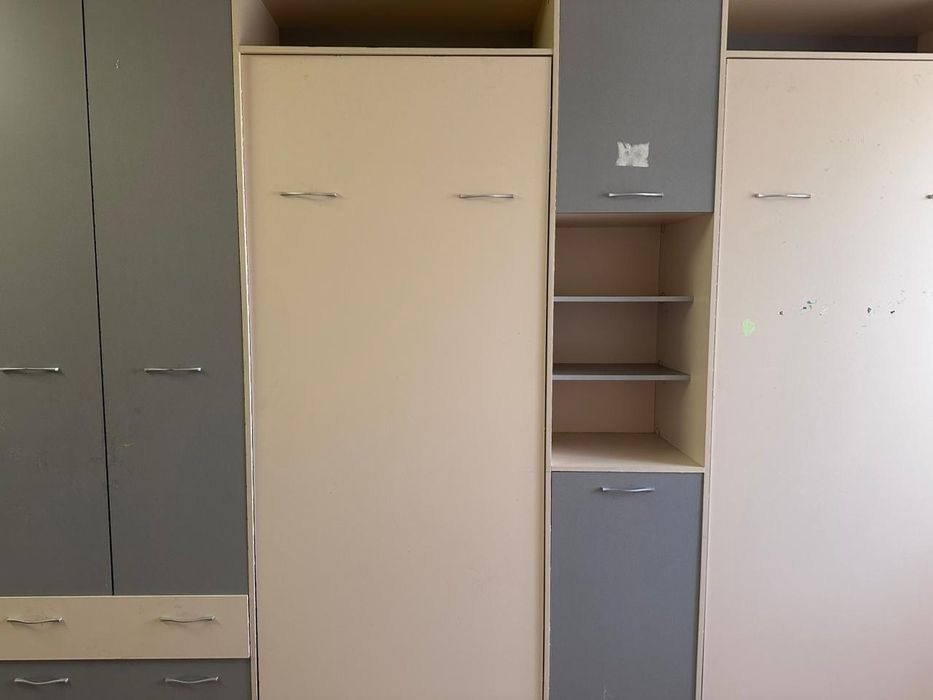 Кровать вертикальная со шкафами