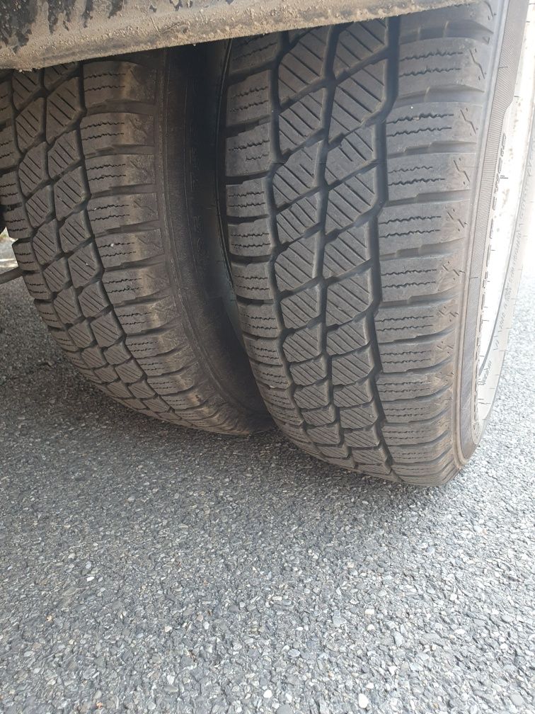 Vand iveco daily 35C15 din 2007 cu 211000 km originali .