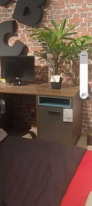 Vand birou si scaun ergonomic