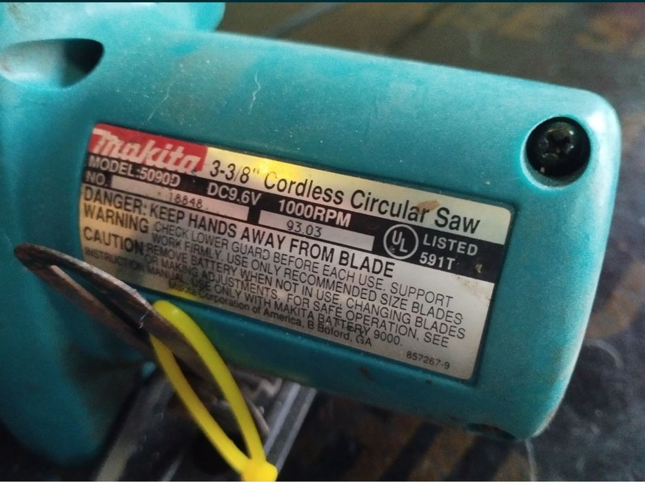 Циркуляр мини на батерии макита МΑΚΙΤΑ