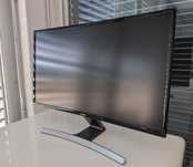 Монитор Samsung S27D590CS изогнутый. Монитор PHILIPS 276E7Q бeлый.