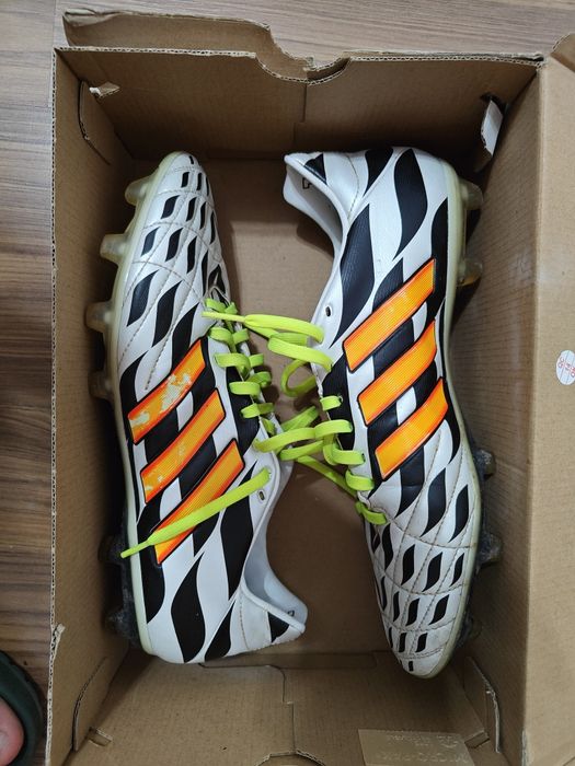 Adidas 11 pro elite ediție specială WC 2014 marimea 44