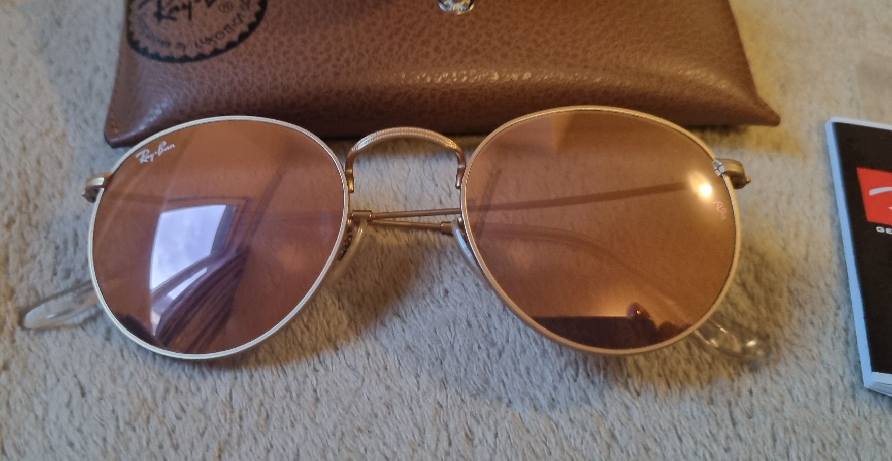 Слънчеви очила Ray-Ban Round с огледални розови стъкла