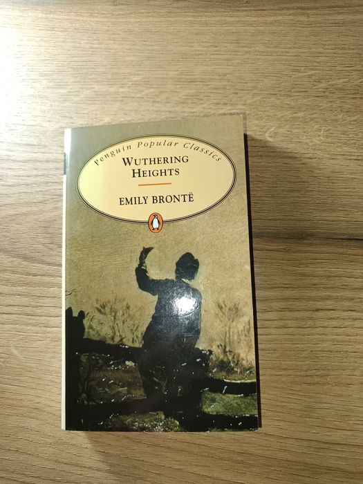 Inălțimi năucitoare de Emily Brontë