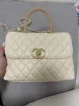 Чанта chanel в бял цвят