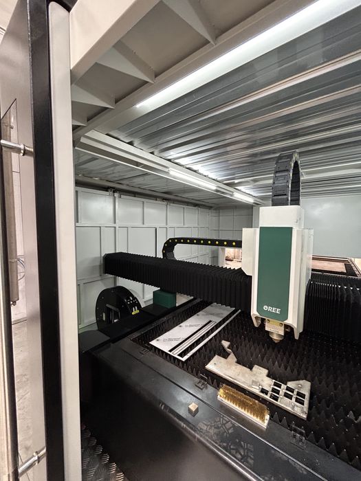 Laser, Instalare, Instruire, Reparații,Consultanță China/Europa