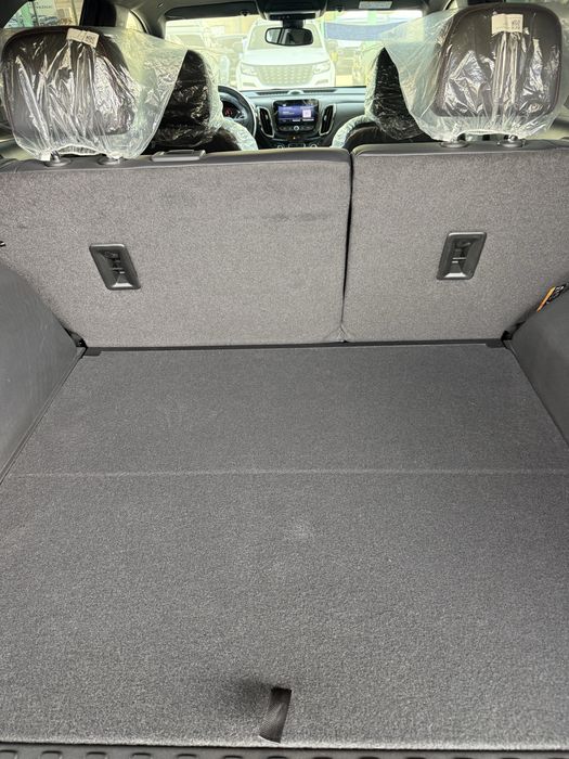 Qora Equinox full sotiladi 2023 ideal xolatda