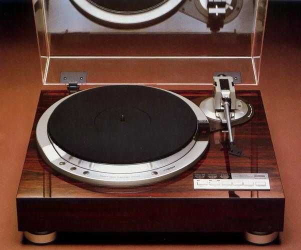 Проигрыватель виниловых дисков Victor QL-Y55F