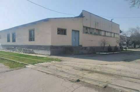 Продаётся 1 га. производственная база.