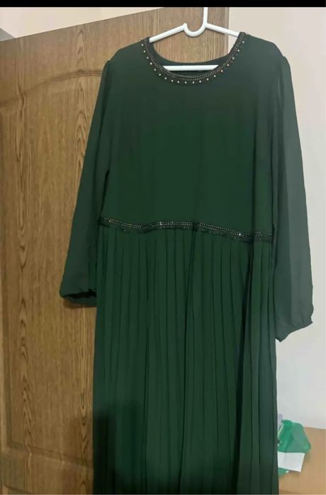 Продам женское платье