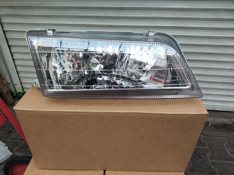 Ниссан максима фара хрустальный