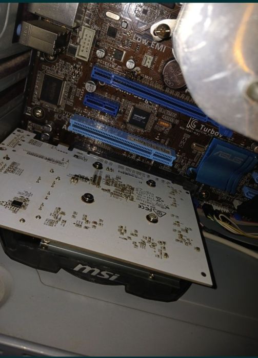 Unitate pc gaming  Asus  i5, 4gb,gt730