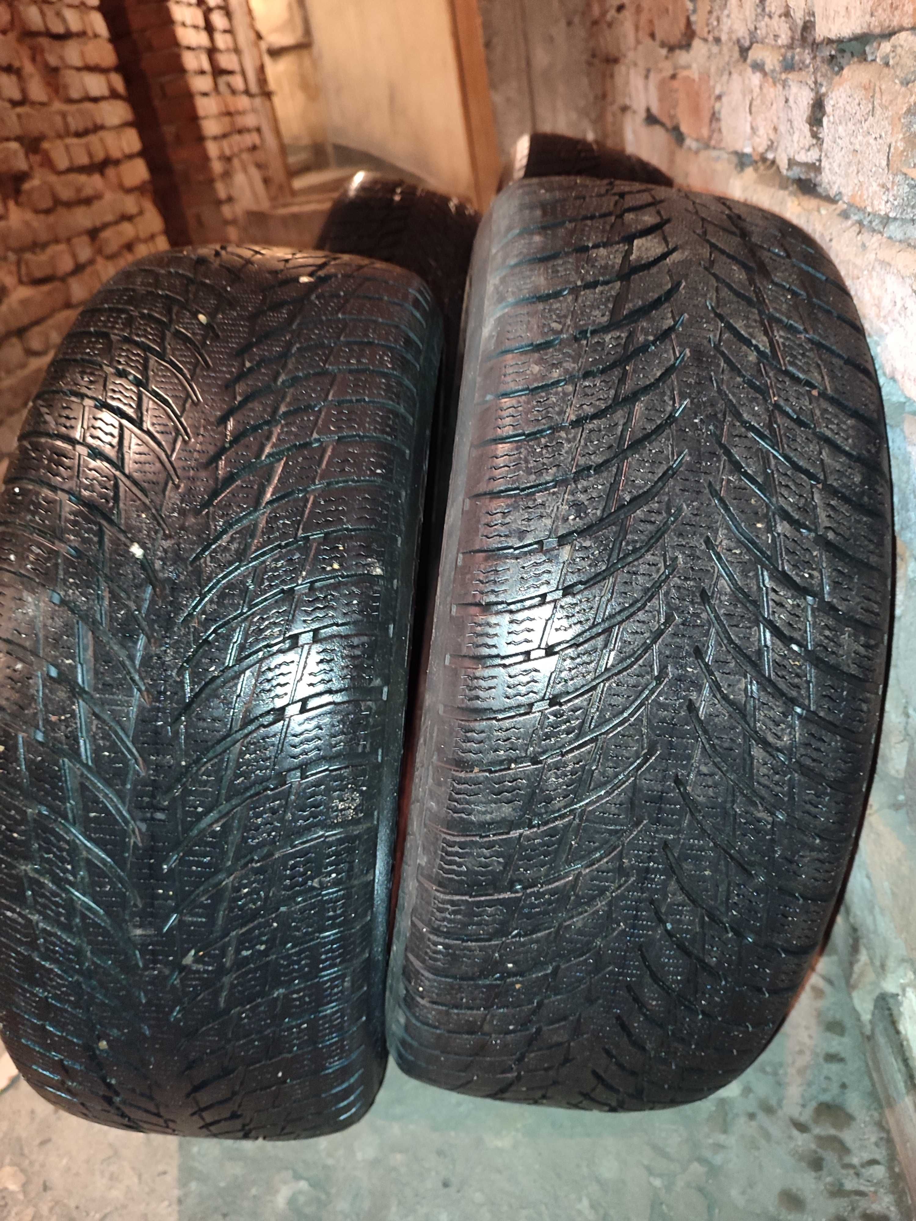 4 бр Nokian WR Snowproof P 205/55/R17 – 130 лв.