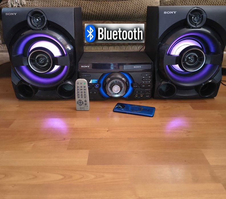 блютуз колони SONY акустическая система в отличном состоянии.