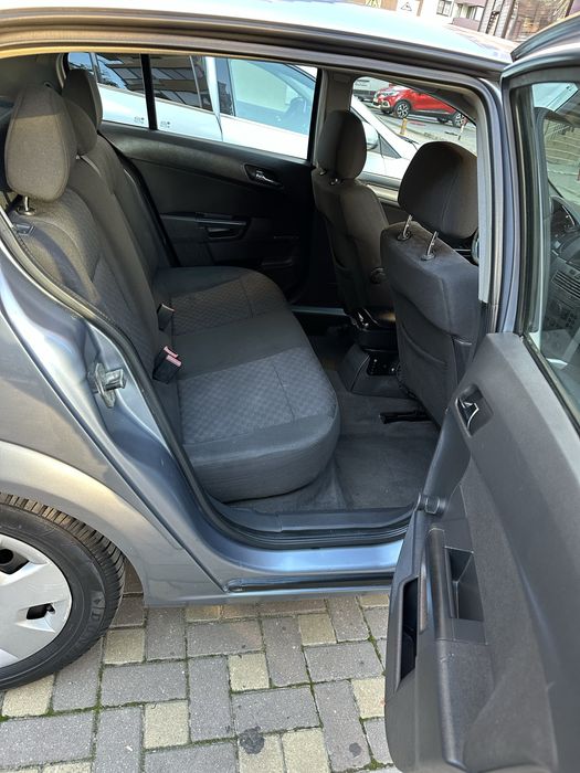 Opel astra h 1.7 diesel an 2006 propietar
