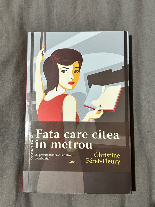 Fata care citea in metrou