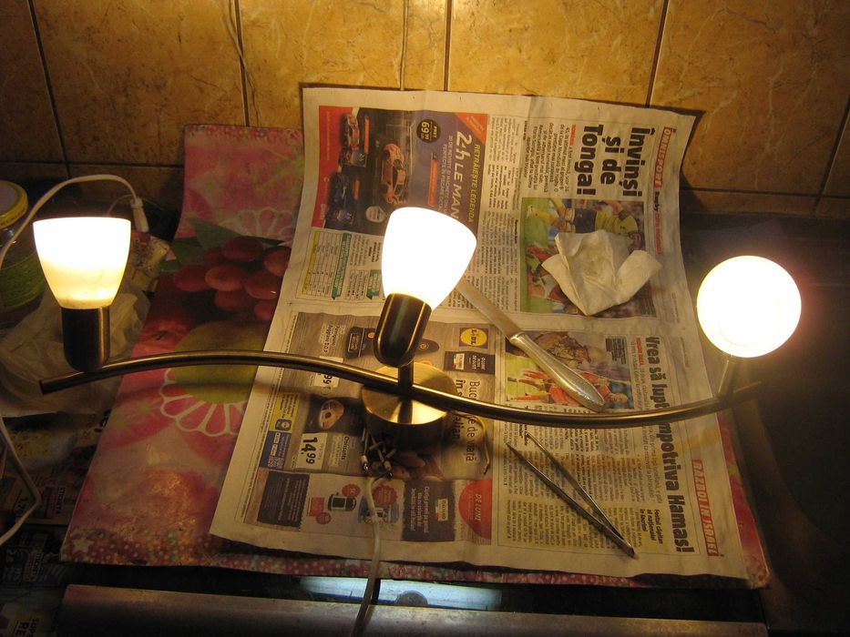 lustra avioane si3 bec ,aplice tavan si motorase hota,rasnite manuale