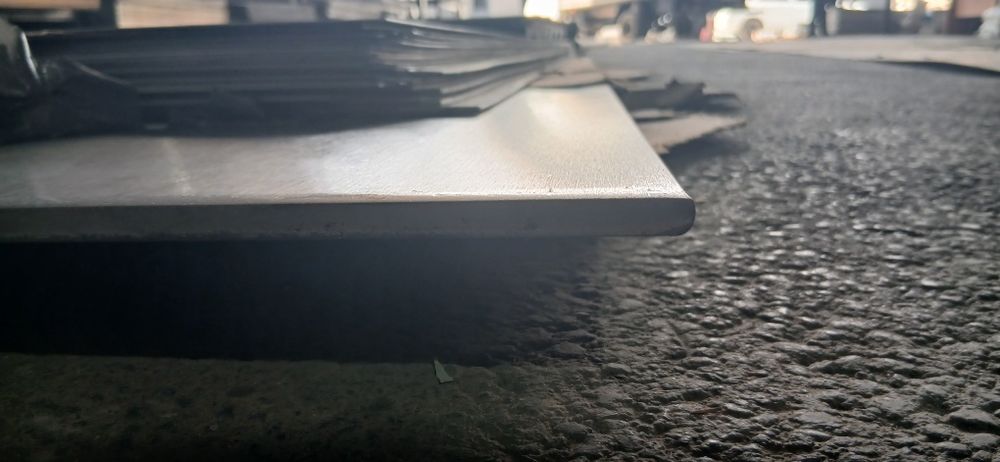 Nerjaveyka listlar 0,4mm dan 0,10mm gacha