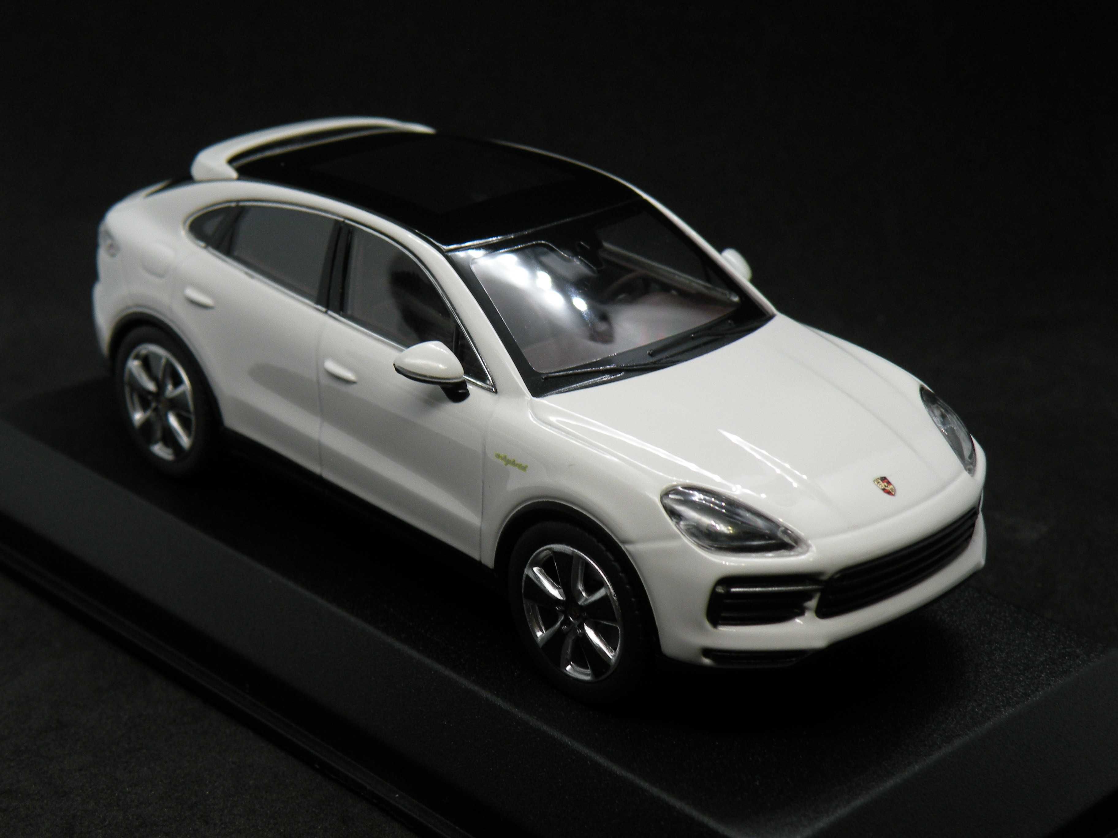 Macheta Porsche Cayenne Norev 1:43