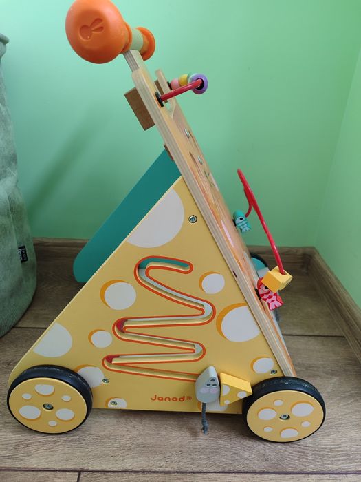 Дървена проходилка Walker