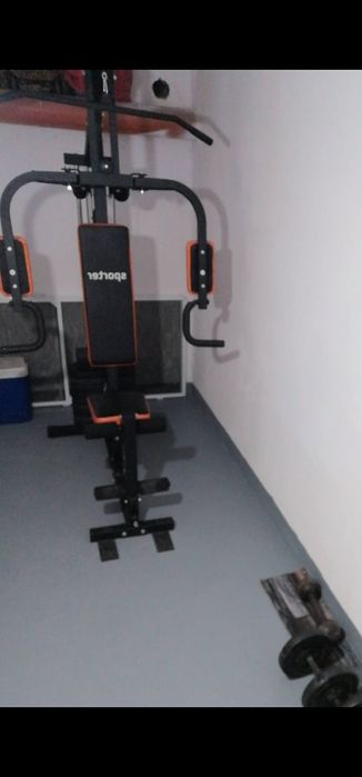 Aparat fitness multifunctional