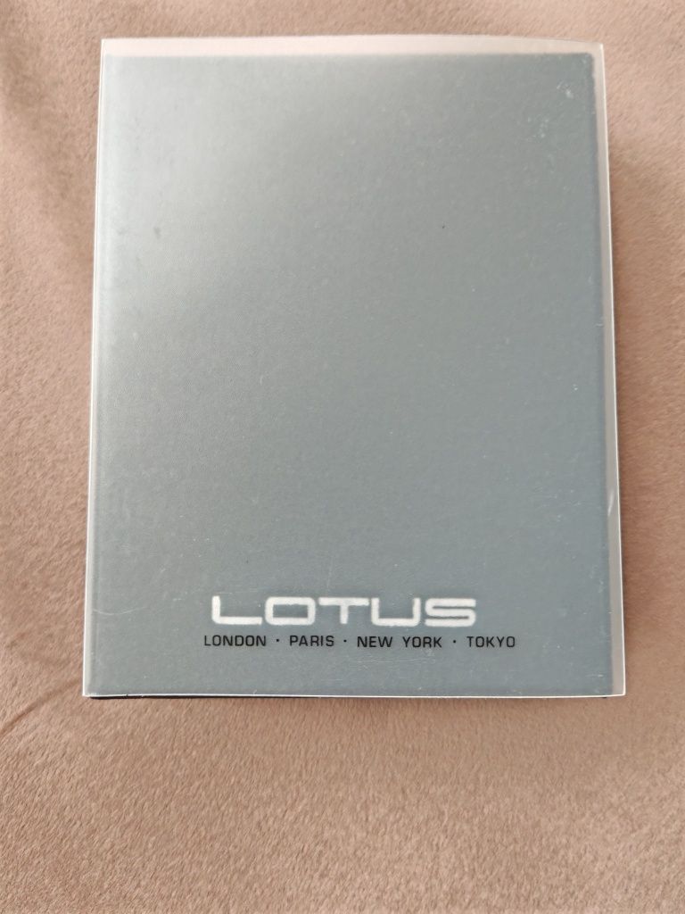 Здравейте продавам запалка Lotus