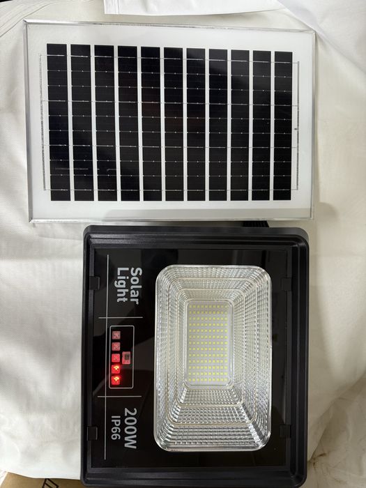 Proiector Solar 200 W Jortan IP66 Casa Gradina Pescuit Rulota
